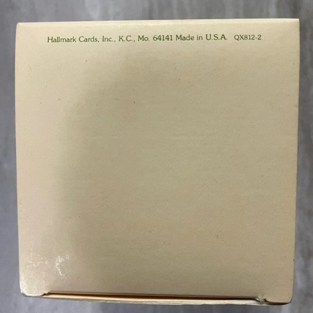 Vintage 1981 Hallmark Keepsake Ornament 